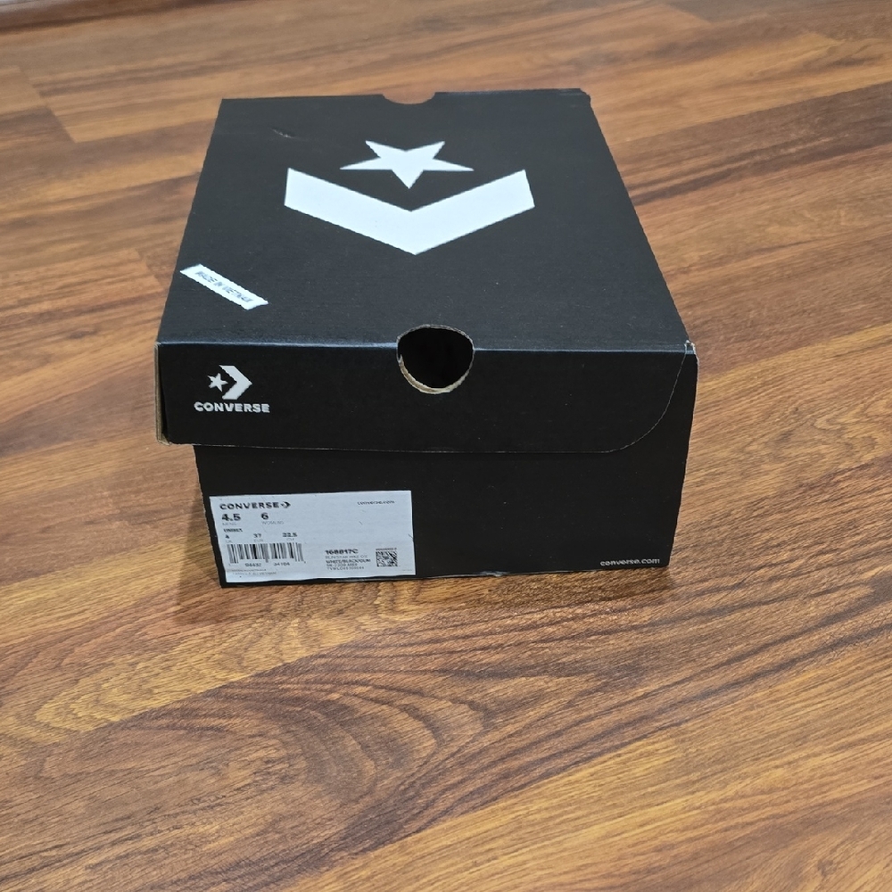 Converse Run star hike platform shoes size 6 womens